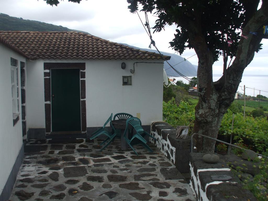 Adega Do Batista Villa Calheta  Bilik gambar