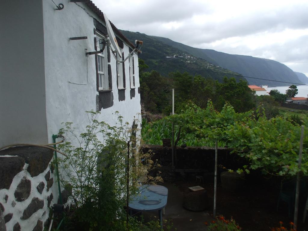 Adega Do Batista Villa Calheta  Bilik gambar
