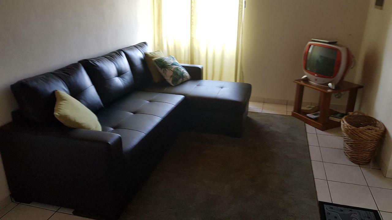 Adega Do Batista Villa Calheta  Luaran gambar